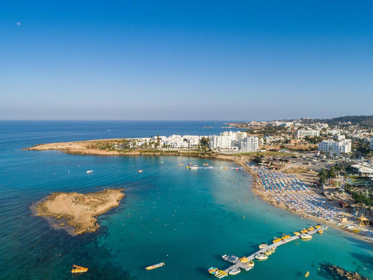 Island Home Seaside Villa Paralímni Eksteriør bilde