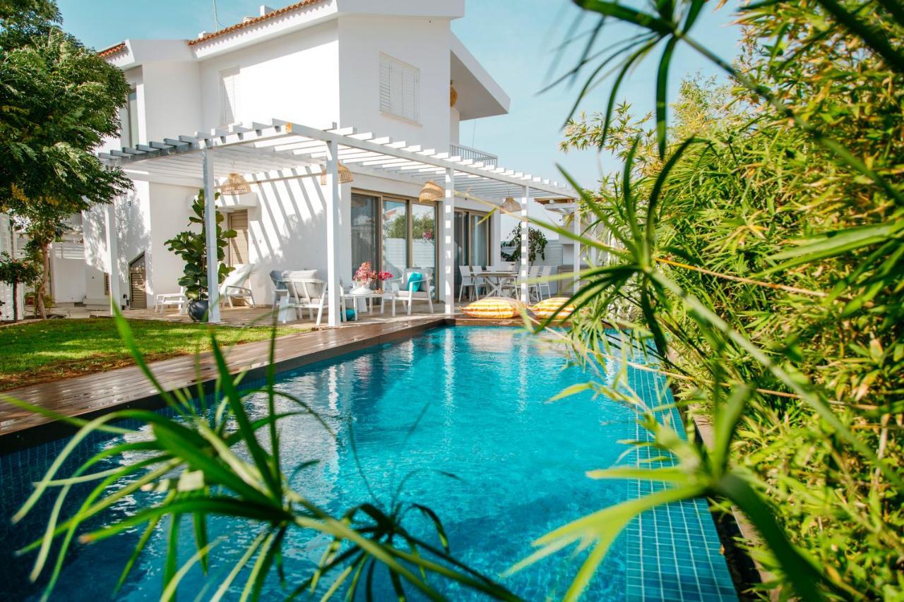 Island Home Seaside Villa Paralímni Eksteriør bilde
